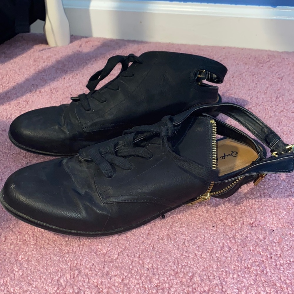 Black Dressy Shoes